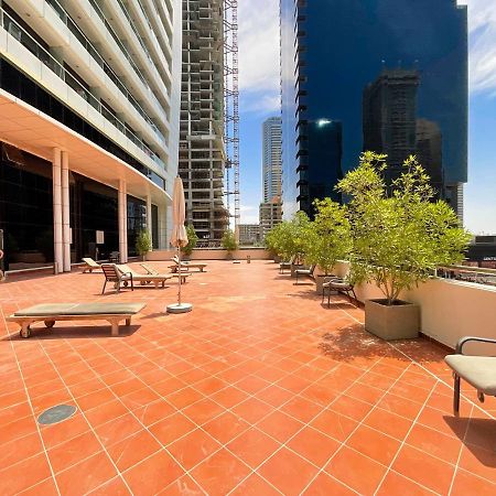 Higuests - Modern Studio With Incredible City Skyline View Dubai Bagian luar foto